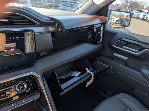 New 2026 GMC Sierra 1500 Denali w/ Denali Reserve Package image 57