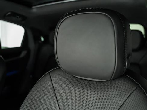 New 2026 Porsche Cayenne Coupe image 22