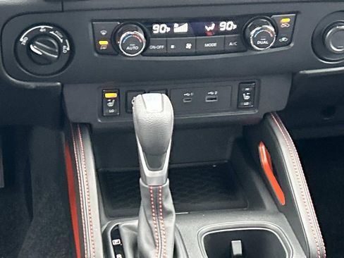 New 2026 Nissan Frontier PRO-4X w/ Pro-4x Convenience Package AWD/4WD image 26
