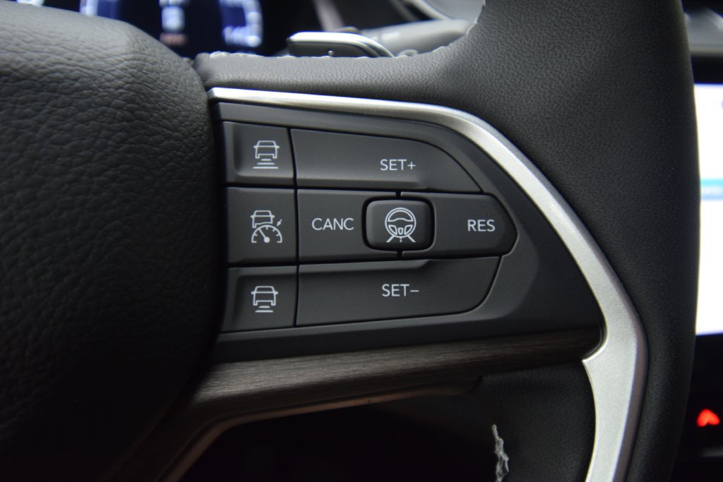 New 2027 Jeep Grand Cherokee Limited AWD/4WD image 24