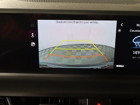 Used 2025 Kia Seltos S image 41