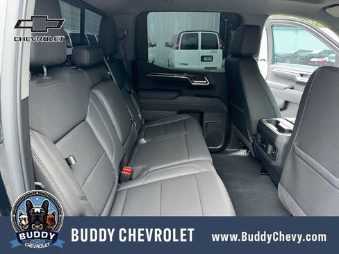 Used 2026 Chevrolet Silverado 1500 LT Trail Boss w/ LT Trail Boss Premium Package AWD/4WD image 29
