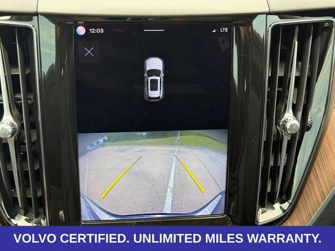 Certified 2023 Volvo XC60 B5 Plus w/ Climate Package AWD/4WD image 23