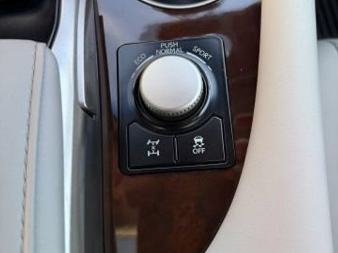 Used 2019 Lexus RX 350 AWD w/ Navigation Package image 34