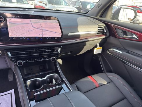 New 2026 Chevrolet Traverse RS image 27