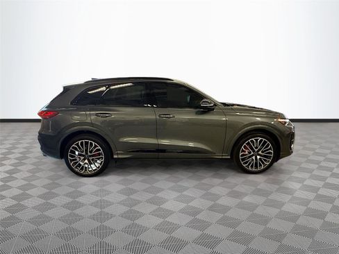Certified 2025 Audi SQ5 Premium Plus AWD/4WD image 8