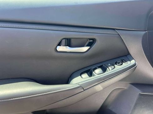 Used 2023 Nissan Sentra SV w/ All-Weather Package FWD image 17