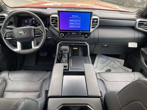 Used 2024 Toyota Sequoia Platinum AWD/4WD image 11