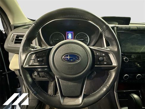 Used 2022 Subaru Ascent Touring image 11
