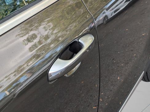 Certified 2023 Kia Telluride S w/ S Sunroof Package image 17