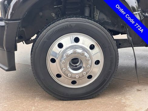 Used 2021 Ford F450 Platinum w/ FX4 Off-Road Package image 10