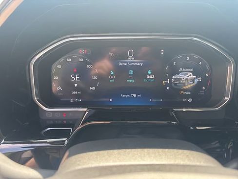 New 2026 Chevrolet Silverado 2500 LT w/ All Star Edition AWD/4WD image 5