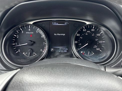 Used 2015 Nissan Rogue SL image 12