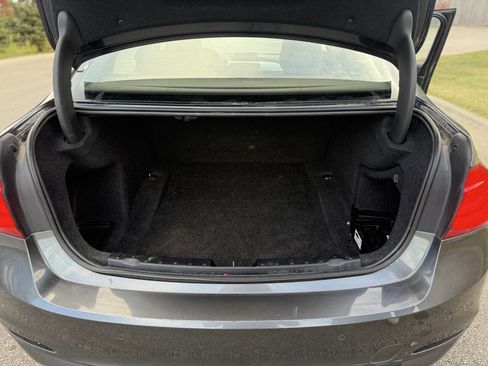 Used 2016 BMW 320i Sedan image 21