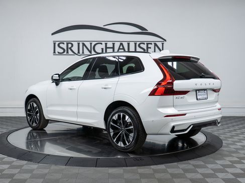 New 2026 Volvo XC60 B5 Plus w/ Climate Package image 7
