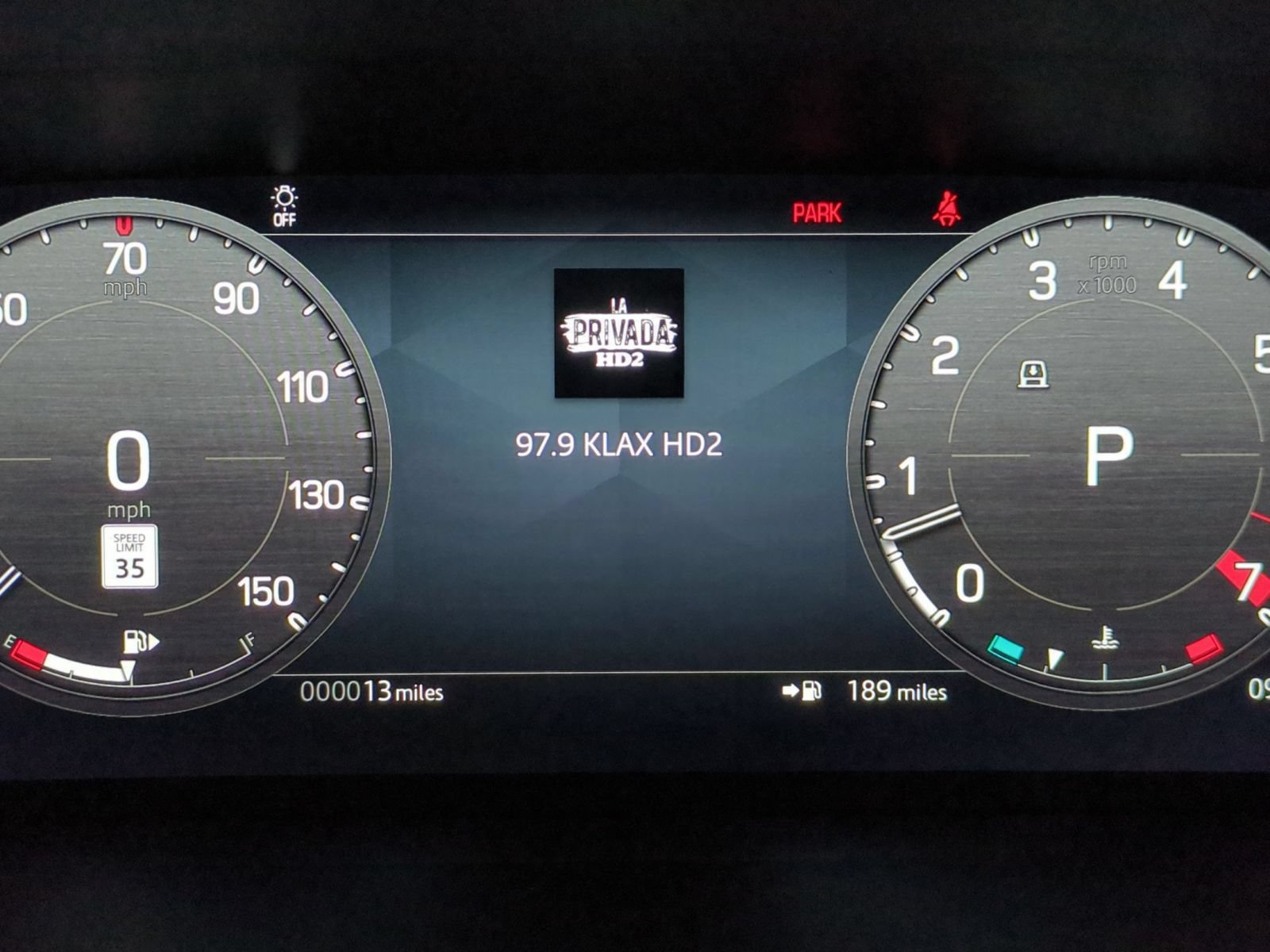 New 2026 Land Rover Defender 110 X-Dynamic SE AWD/4WD image 18