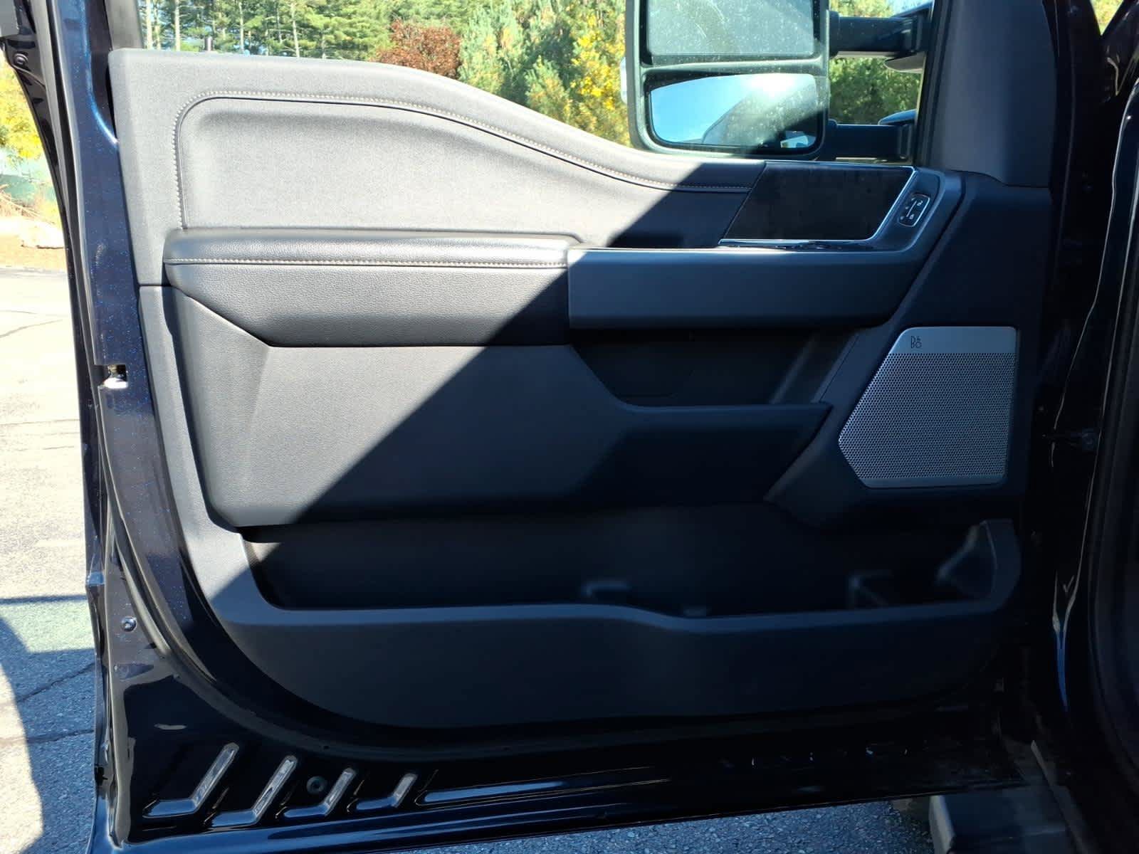 Used 2024 Ford F250 Lariat AWD/4WD image 11