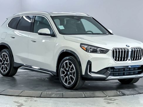 Used 2026 BMW X1 xDrive28i w/ Technology Package AWD/4WD image 9