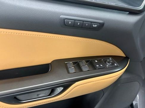 Used 2025 Lexus NX 250 FWD w/ Accessory Package (Z1) image 15