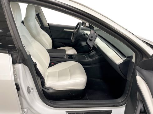 Certified 2023 Tesla Model 3 Performance AWD/4WD image 13