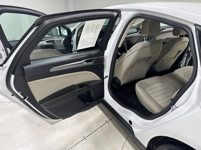 Used 2020 Ford Fusion S FWD image 20