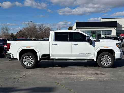 Used 2020 GMC Sierra 2500 Denali w/ Denali Ultimate Package image 3