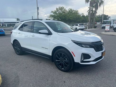 Used 2024 Chevrolet Equinox RS w/ LPO, Floor Liner Package AWD/4WD image 7