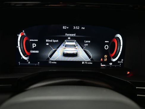 New 2026 Nissan Pathfinder Platinum FWD image 13