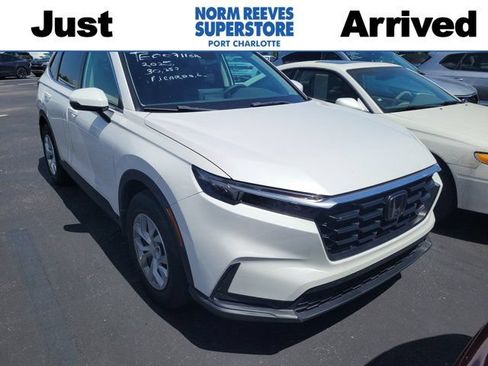 Used 2025 Honda CR-V LX image 1