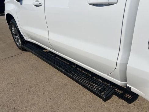 Used 2021 Chevrolet Silverado 1500 LT w/ Safety Package image 12