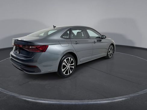 Used 2026 Volkswagen Jetta Sport FWD image 8