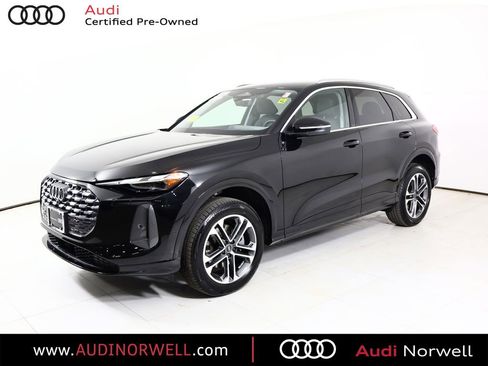 Certified 2025 Audi Q5 Premium w/ 19" Wheel Package image 10