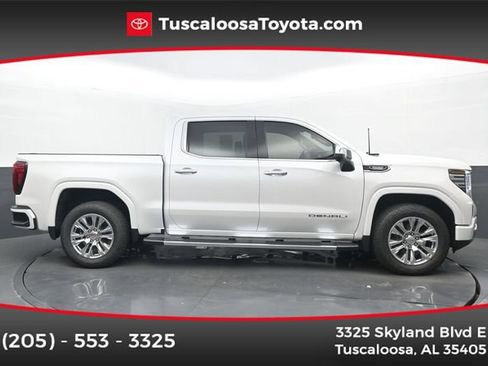 Used 2024 GMC Sierra 1500 Denali w/ Technology Package AWD/4WD image 1