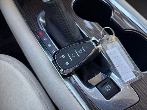 Used 2024 Chevrolet Malibu LT image 22