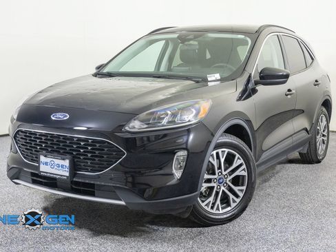 Used 2021 Ford Escape SEL w/ Technology Package AWD/4WD image 3