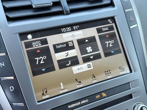 Used 2017 Lincoln MKZ Reserve FWD image 57