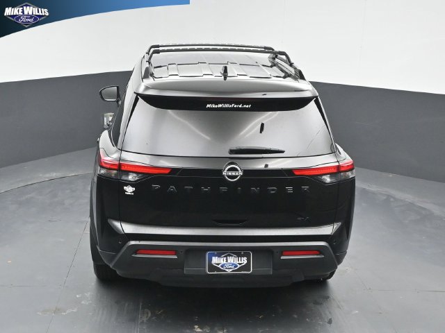 Used 2023 Nissan Pathfinder SV w/ Black Appearance Package FWD image 14
