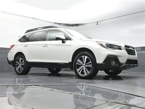 Used 2019 Subaru Outback 2.5i Limited w/ Popular Package #2 image 41
