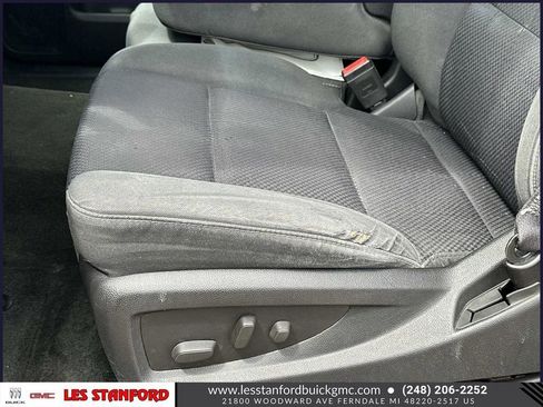 Used 2016 GMC Sierra 1500 SLE w/ SLE Preferred Package AWD/4WD image 17
