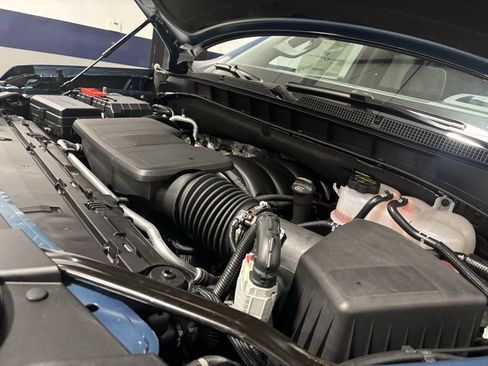 New 2026 Chevrolet Suburban Premier image 5