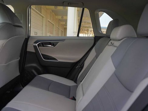 Used 2020 Toyota RAV4 Limited w/ Carpet Mat Package AWD/4WD image 14