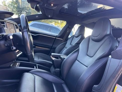 Used 2018 Tesla Model S 100D AWD/4WD image 9