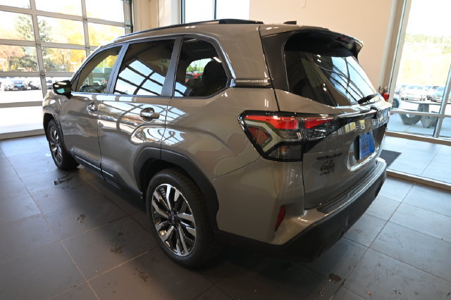 New 2026 Subaru Forester Touring AWD/4WD image 14