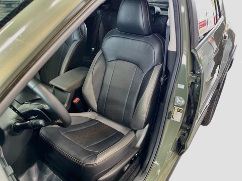 Used 2024 Subaru Crosstrek 2.5i Limited w/ Crosstrek Mirror Package AWD/4WD image 19