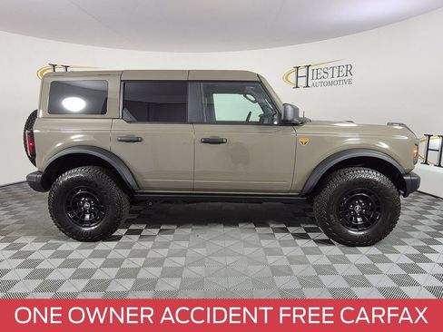 Used 2026 Ford Bronco Badlands AWD/4WD image 3