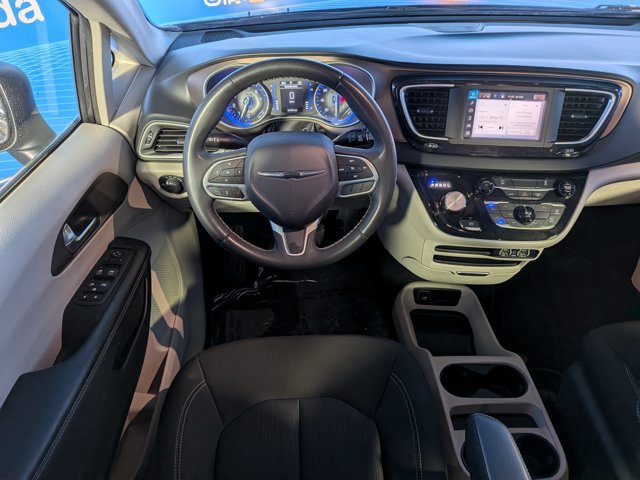 Used 2023 Chrysler Voyager LX FWD image 15