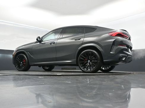 New 2026 BMW X6 xDrive40i w/ Climate Comfort Package image 40