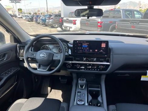 New 2026 Nissan Pathfinder SV w/ Cargo Package AWD/4WD image 20