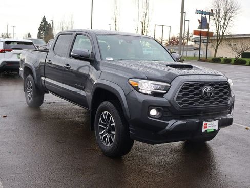 Used 2023 Toyota Tacoma TRD Sport w/ Black Out Package (TMS) image 13
