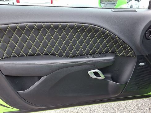 Used 2015 Dodge Challenger R/T Scat Pack w/ Technology Group image 13